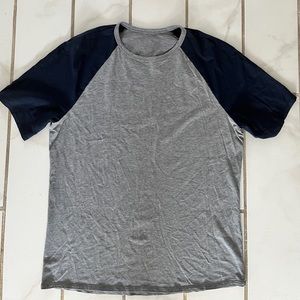 LULULEMON Men’s Short Sleeve
